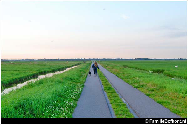 https://bfknt.nl/dafne-hardlopen-met-juffrouw-loes-middenweg.jpg